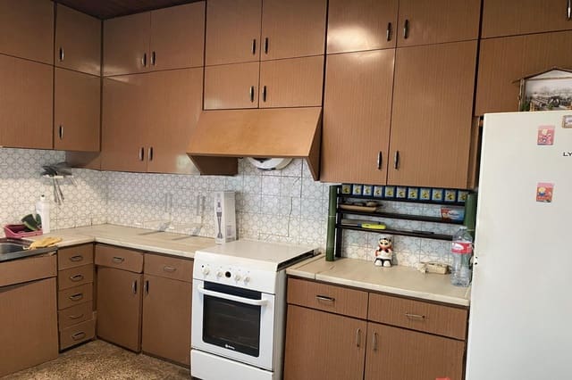 Local Comercial de 5 habitaciones en Deltebre en venta - 240.000 € (Ref: 9164826)