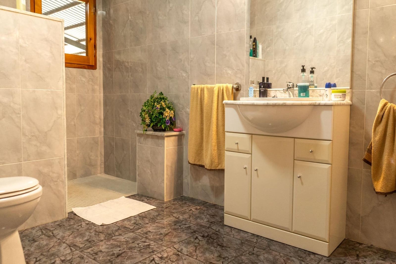 Kommersiell til salgs i Deltebre - € 350 000 (Ref: 9183648)