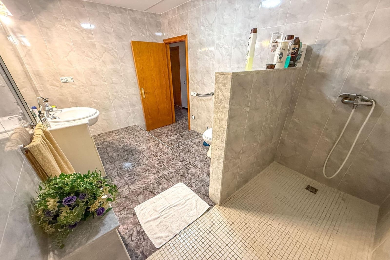 Kommersiell til salgs i Deltebre - € 350 000 (Ref: 9183648)