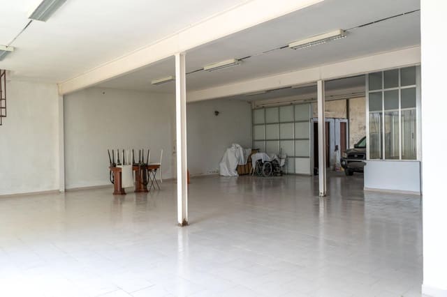 Local Comercial en Deltebre en venta - 350.000 € (Ref: 9183648)
