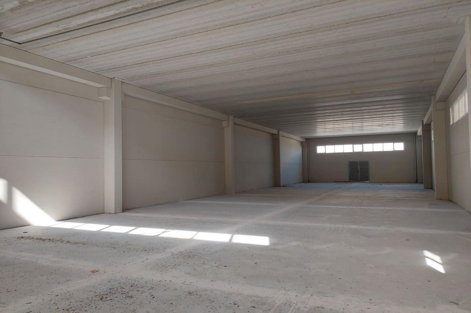 Virksomhed til leje i Amposta med swimmingpool - € 1.500 (Ref: 9247253)