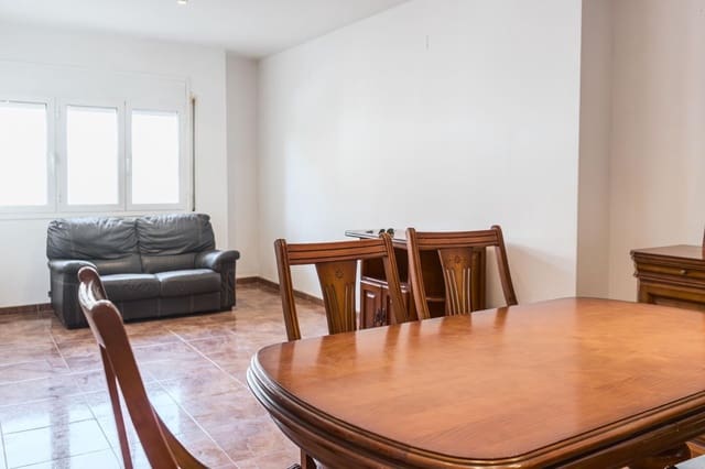 3 soverom Hus til salgs i Deltebre med garasje - € 125 000 (Ref: 9276318)