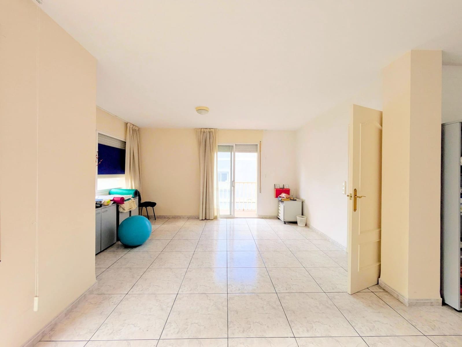 12 soveværelse Erhverv til salg i Sant Carles de la Rapita - € 530.000 (Ref: 9282188)