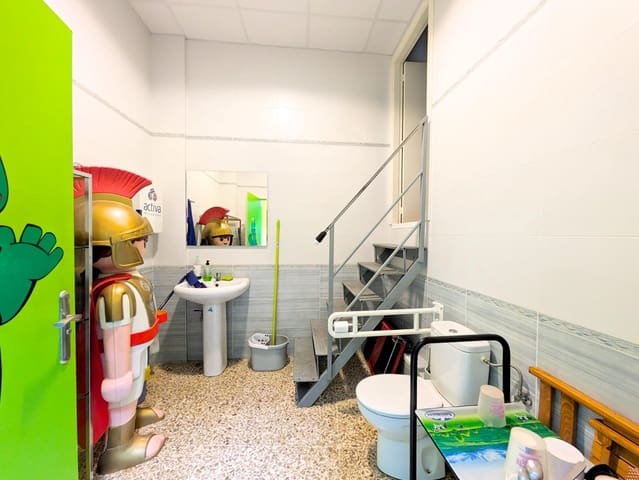 Erhverv til salg i Amposta med garage - € 170.000 (Ref: 9373987)