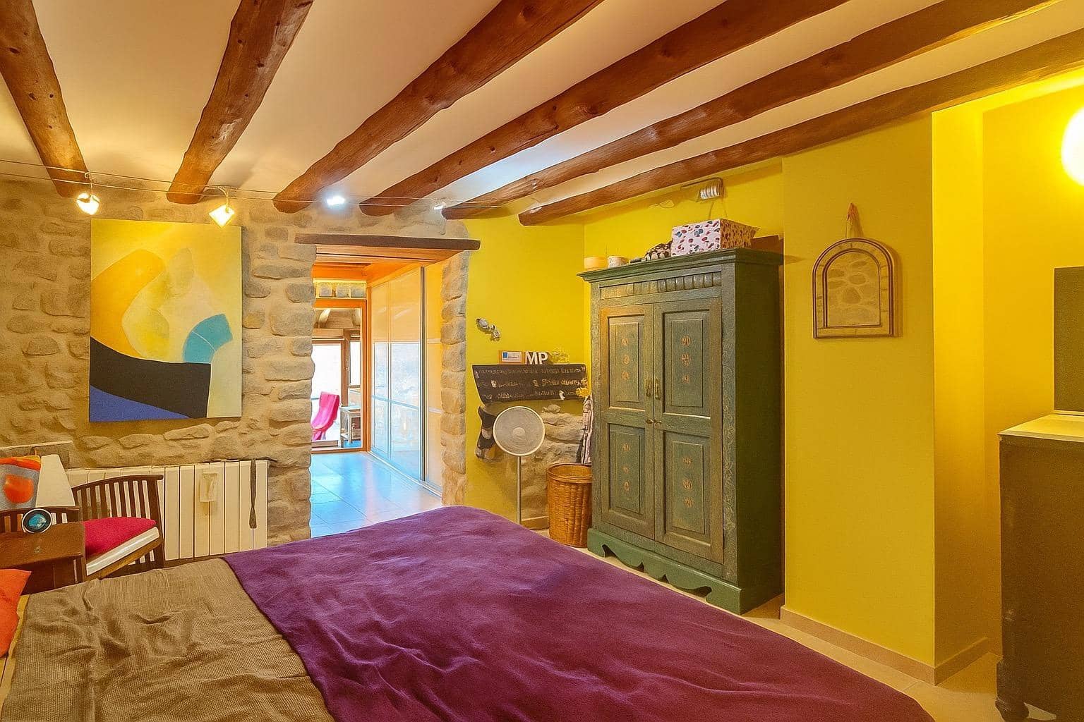 4 slaapkamer Huis te koop in Arnes met garage - € 320.000 (Ref: 9373989)