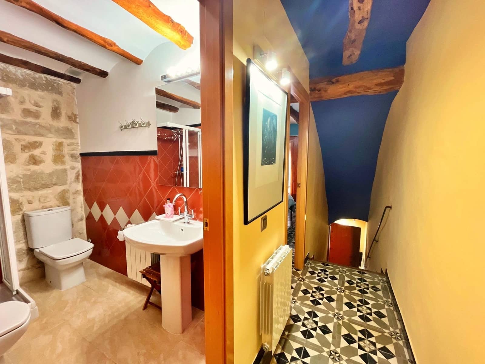 4 slaapkamer Huis te koop in Arnes met garage - € 320.000 (Ref: 9373989)