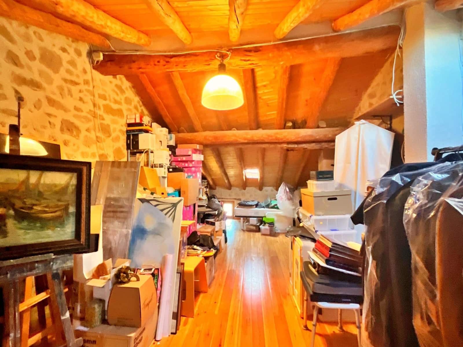 4 slaapkamer Huis te koop in Arnes met garage - € 320.000 (Ref: 9373989)