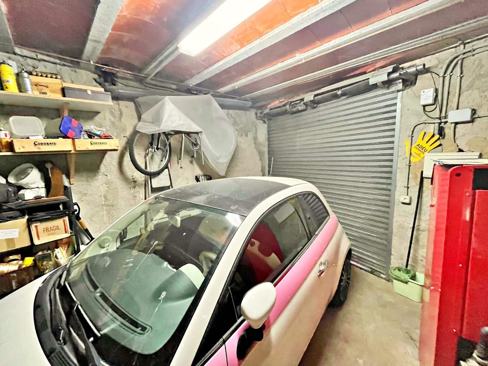 4 slaapkamer Huis te koop in Arnes met garage - € 320.000 (Ref: 9373989)