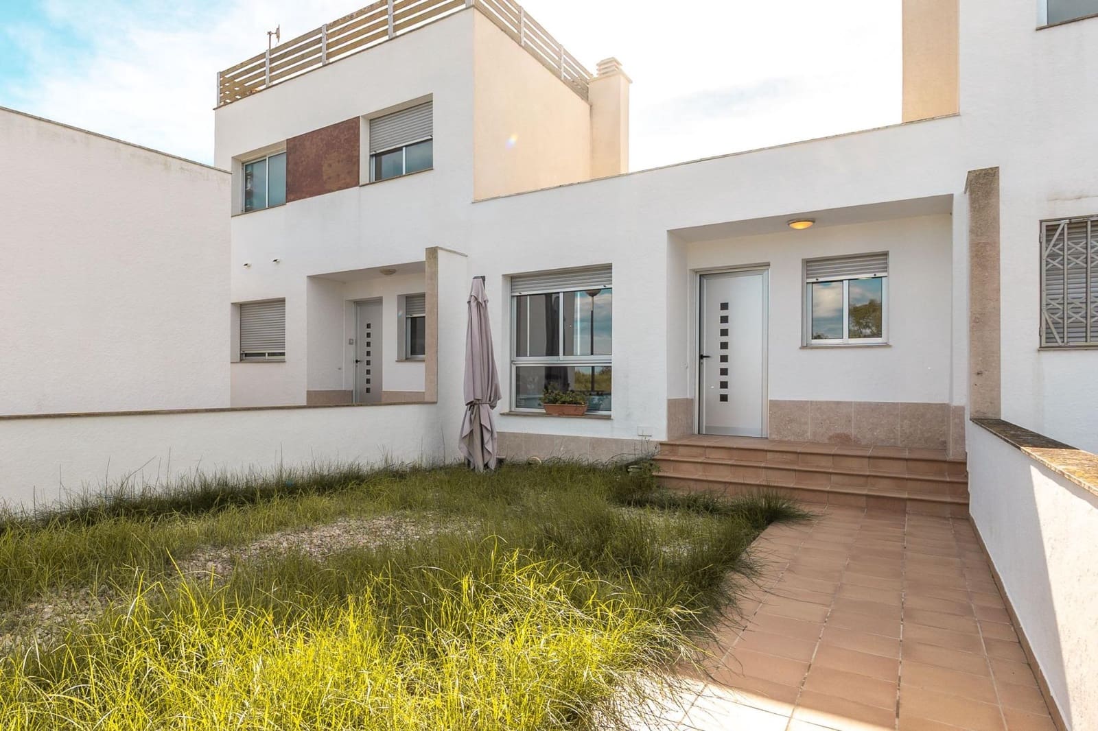 2 bedroom Townhouse for sale in Amposta with pool - € 159,000 (Ref: 9385593)