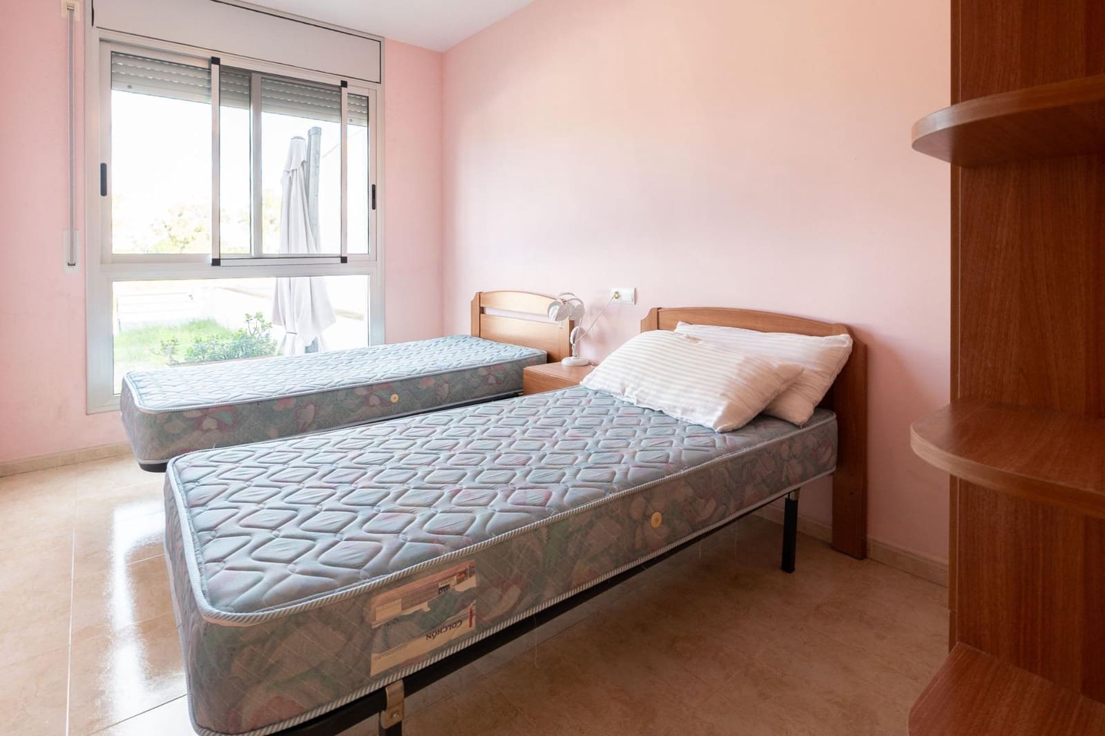 2 soveværelse Byhus til salg i Amposta med swimmingpool - € 159.000 (Ref: 9385593)