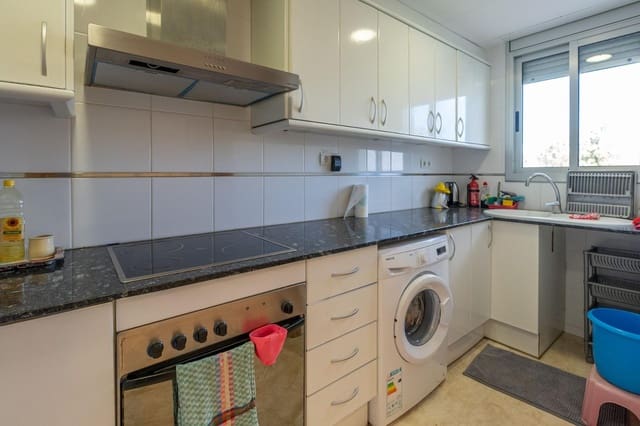 2 bedroom Townhouse for sale in Amposta with pool - € 159,000 (Ref: 9385593)