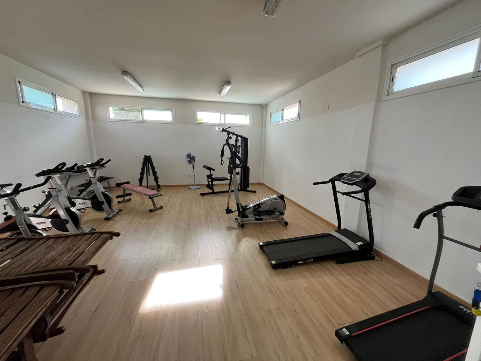 2 soveværelse Byhus til salg i Amposta med swimmingpool - € 159.000 (Ref: 9385593)