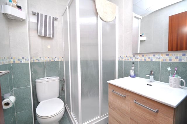 Piso de 2 habitaciones en Sant Jaume d'Enveja en venta con piscina - 89.990 € (Ref: 9410959)