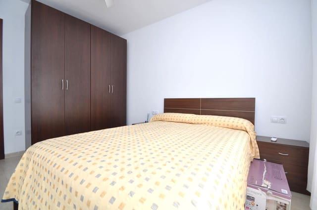 Piso de 2 habitaciones en Sant Jaume d'Enveja en venta con piscina - 89.990 € (Ref: 9410959)