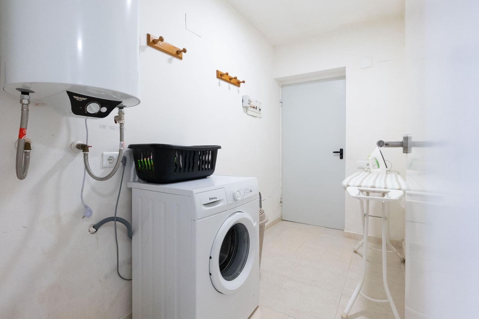 3 makuuhuone Huvila myytävänä paikassa Deltebre mukana uima-altaan - 335 000 € (Ref: 9449158)