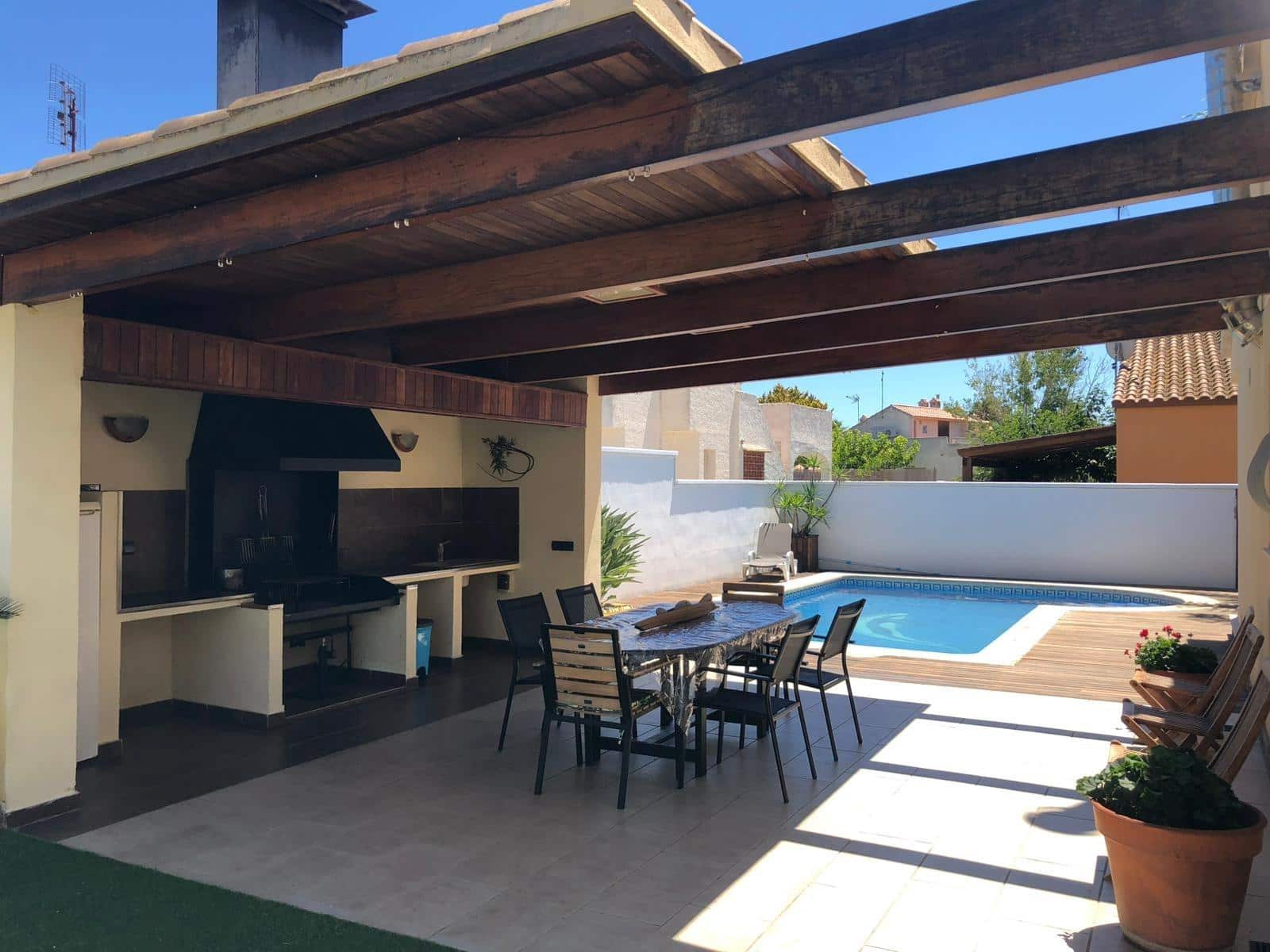 3 bedroom Villa for sale in Deltebre with pool - € 335,000 (Ref: 9449158)