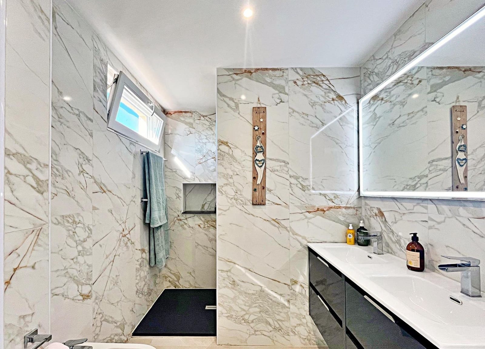 2 makuuhuone Huvila myytävänä paikassa Roquetes mukana uima-altaan - 285 000 € (Ref: 9450673)