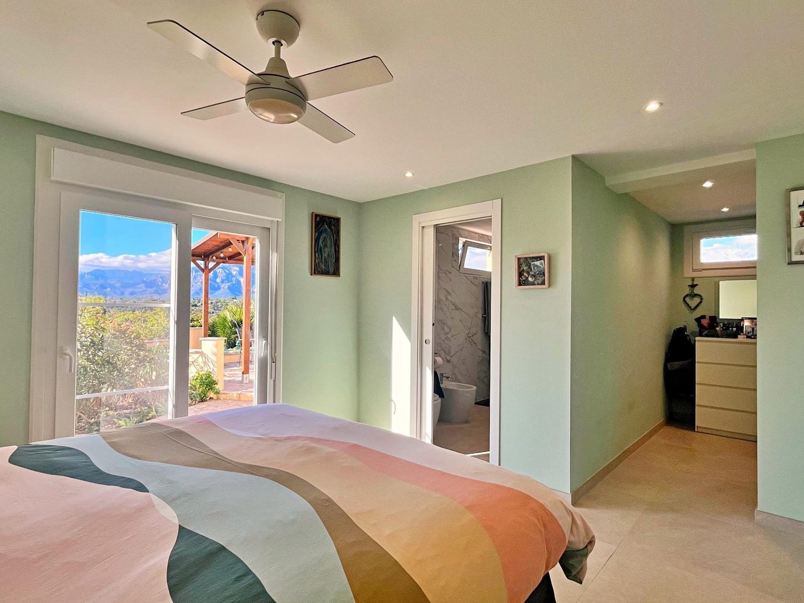 2 makuuhuone Huvila myytävänä paikassa Roquetes mukana uima-altaan - 285 000 € (Ref: 9450673)