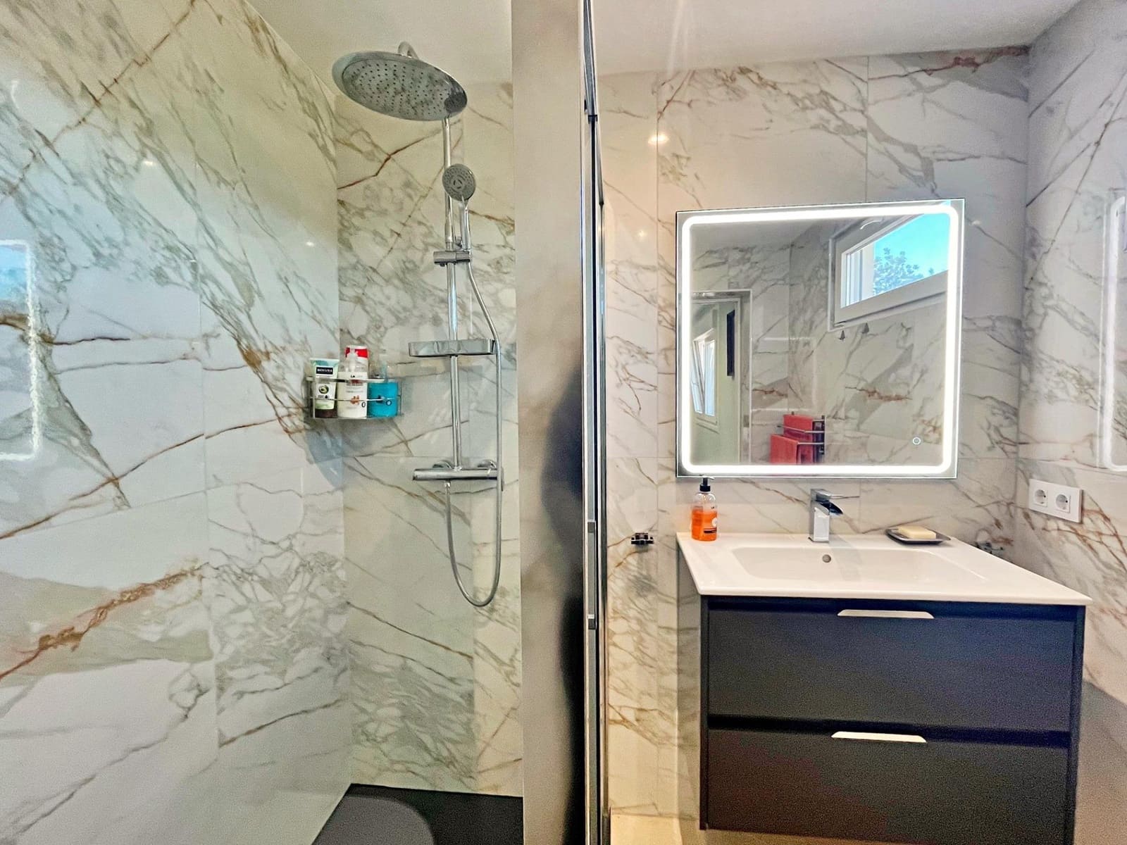 2 makuuhuone Huvila myytävänä paikassa Roquetes mukana uima-altaan - 285 000 € (Ref: 9450673)