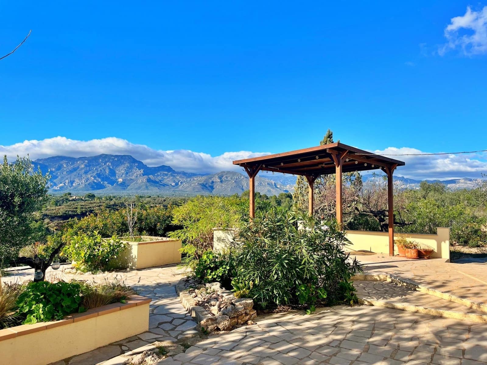 2 makuuhuone Huvila myytävänä paikassa Roquetes mukana uima-altaan - 285 000 € (Ref: 9450673)