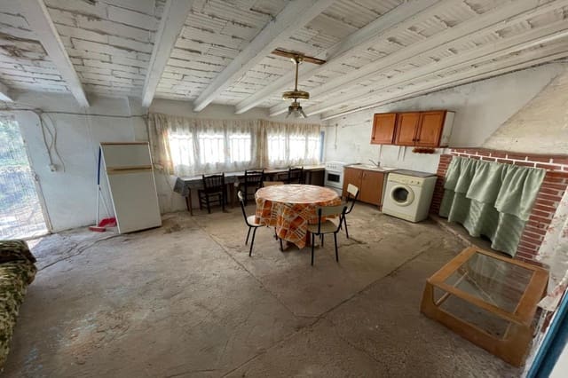 2 bedroom Finca/Country House for sale in L'Aldea - € 49,000 (Ref: 9468478)