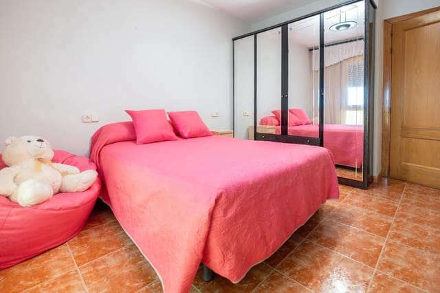 4 quarto Apartamento para venda em Deltebre - 85 000 € (Ref: 9474187)