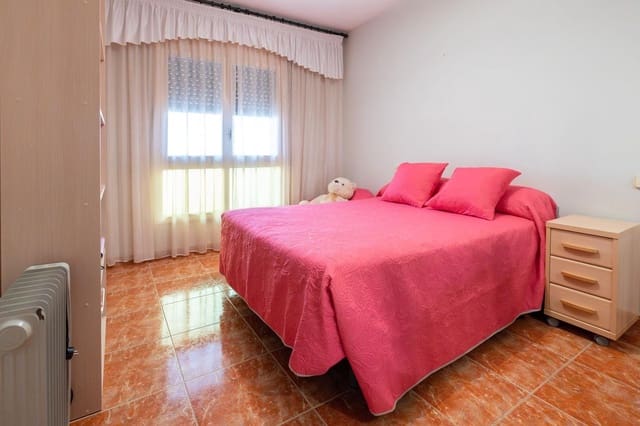 4 quarto Apartamento para venda em Deltebre - 85 000 € (Ref: 9474187)