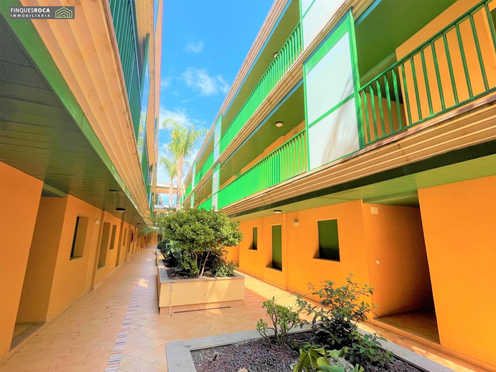 2 bedroom Apartment for sale in Amposta - € 94,900 (Ref: 9483523)