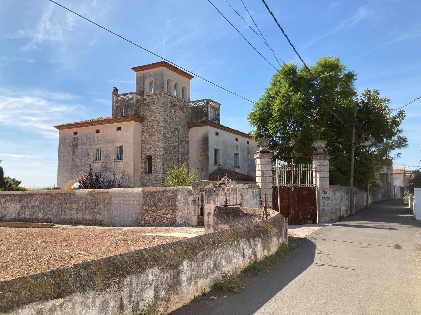 Chalet de 5 habitaciones en Alcanar en venta con piscina garaje - 1.200.000 € (Ref: 9497174)