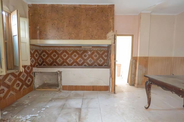 Raunio myytävänä paikassa Deltebre - 39 000 € (Ref: 9555825)