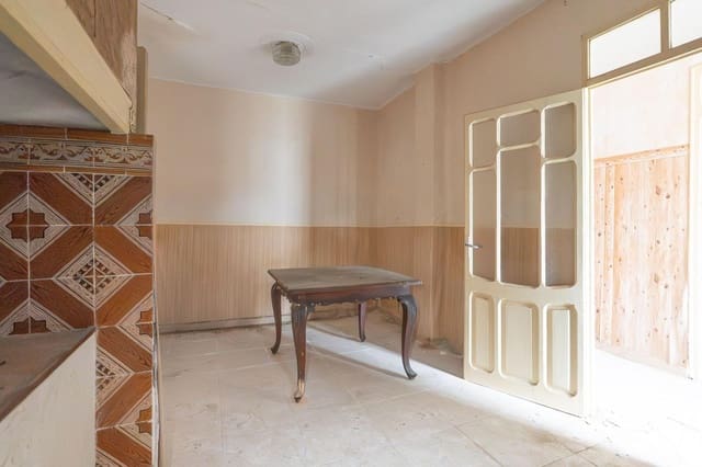 Raunio myytävänä paikassa Deltebre - 39 000 € (Ref: 9555825)