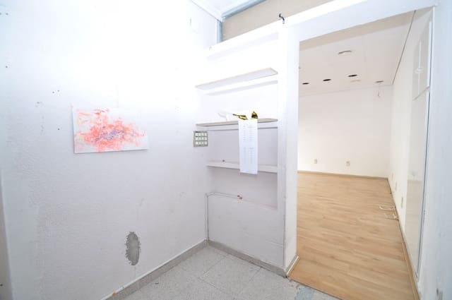 Comercial para arrendar em Sant Carles de la Ràpita - 390 € (Ref: 9574624)