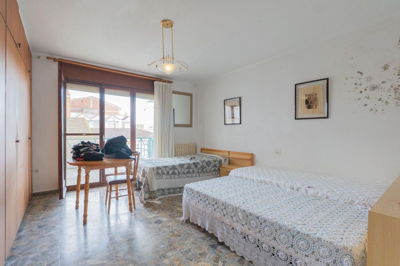 5 bedroom Villa for sale in Deltebre with garage - € 325,000 (Ref: 9599523)