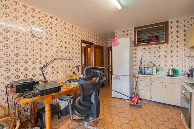 5 Zimmer Villa zu verkaufen in Deltebre mit Garage - 325.000 € (Ref: 9599523)
