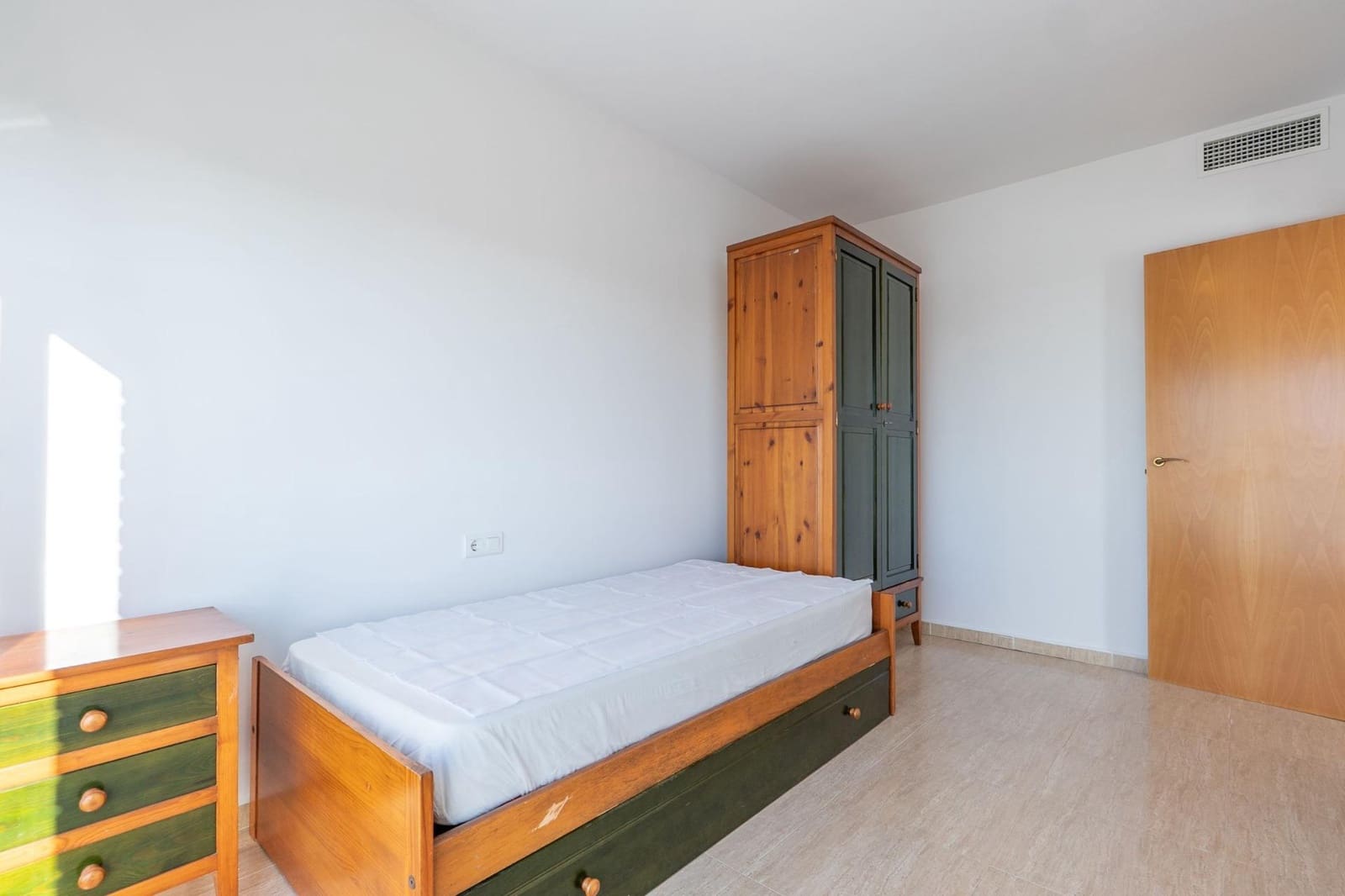 2 bedroom Flat for sale in Deltebre - € 89,000 (Ref: 9627483)