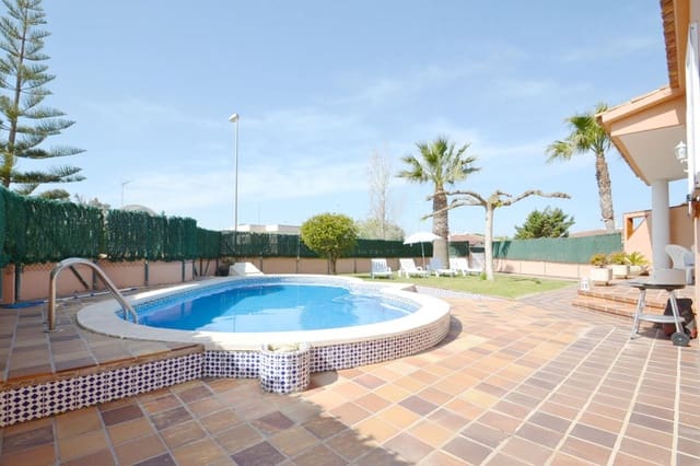 3 sovrum Villa till salu i Deltebre med pool - 285 000 € (Ref: 9651947)