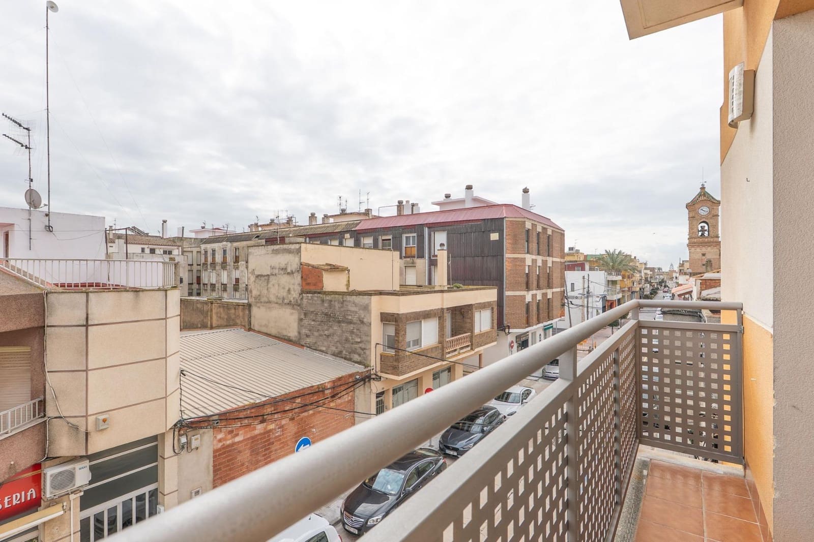 Piso de 2 habitaciones en Deltebre en venta - 100.000 € (Ref: 9677464)