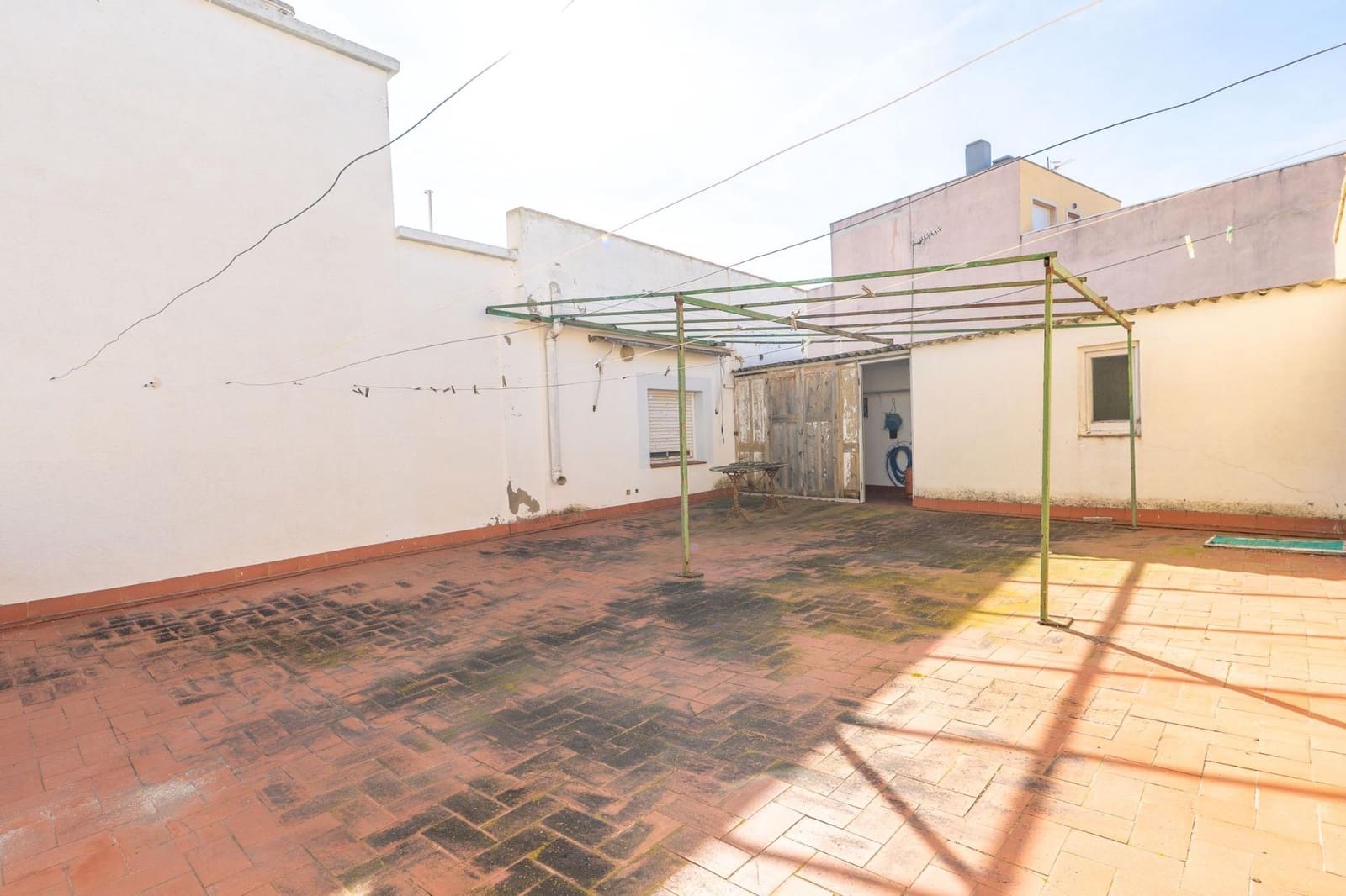 4 bedroom Townhouse for sale in Sant Jaume d'Enveja - € 145,000 (Ref: 9684116)
