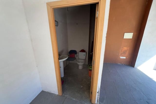 Kommersiell til salgs i Deltebre - € 25 000 (Ref: 9686410)