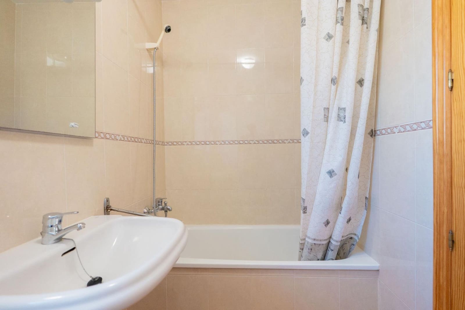 3 bedroom Villa for sale in Deltebre with pool - € 257,900 (Ref: 9701614)