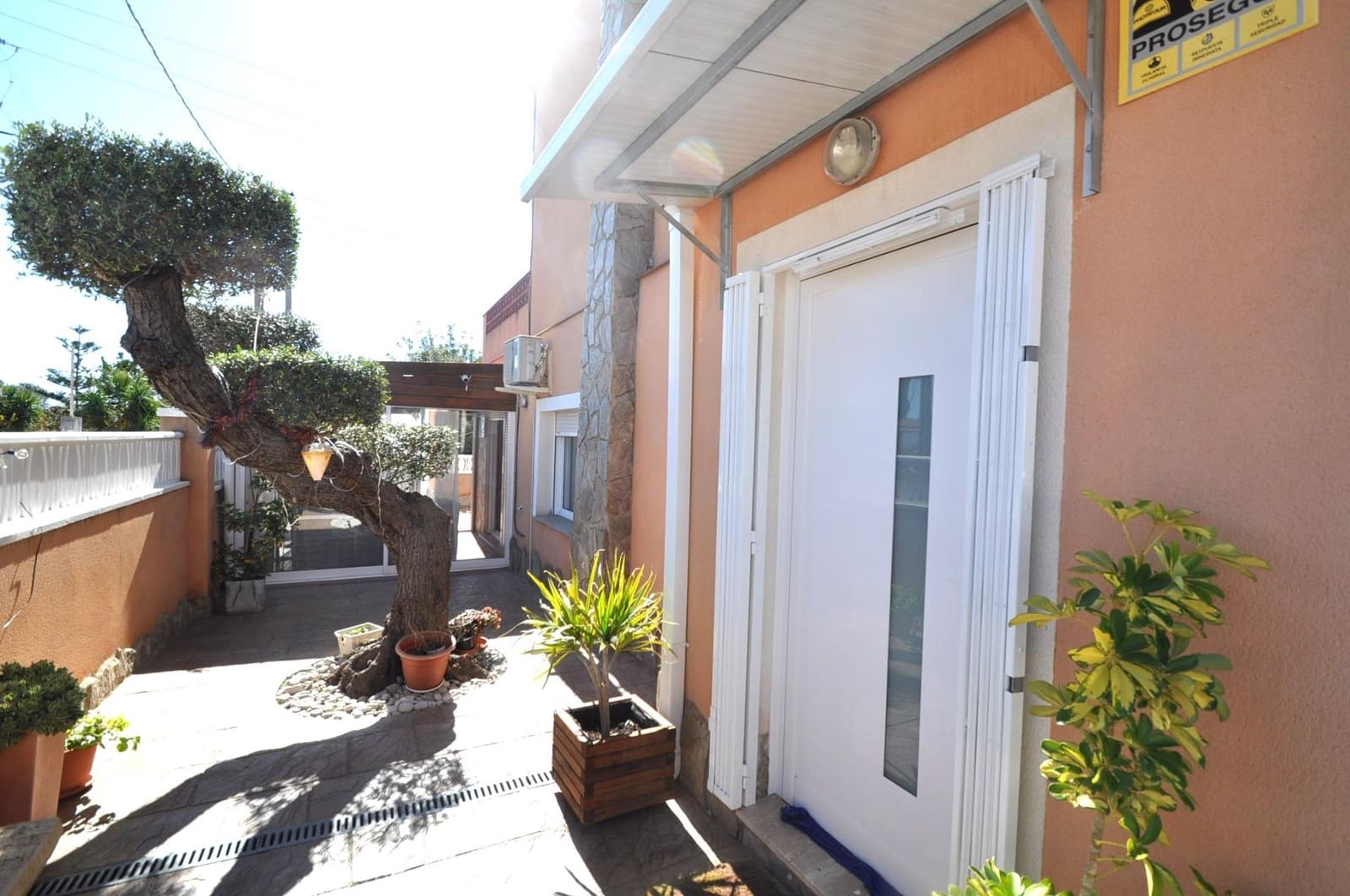 4 bedroom Villa for sale in Alcanar - € 277,000 (Ref: 9701615)