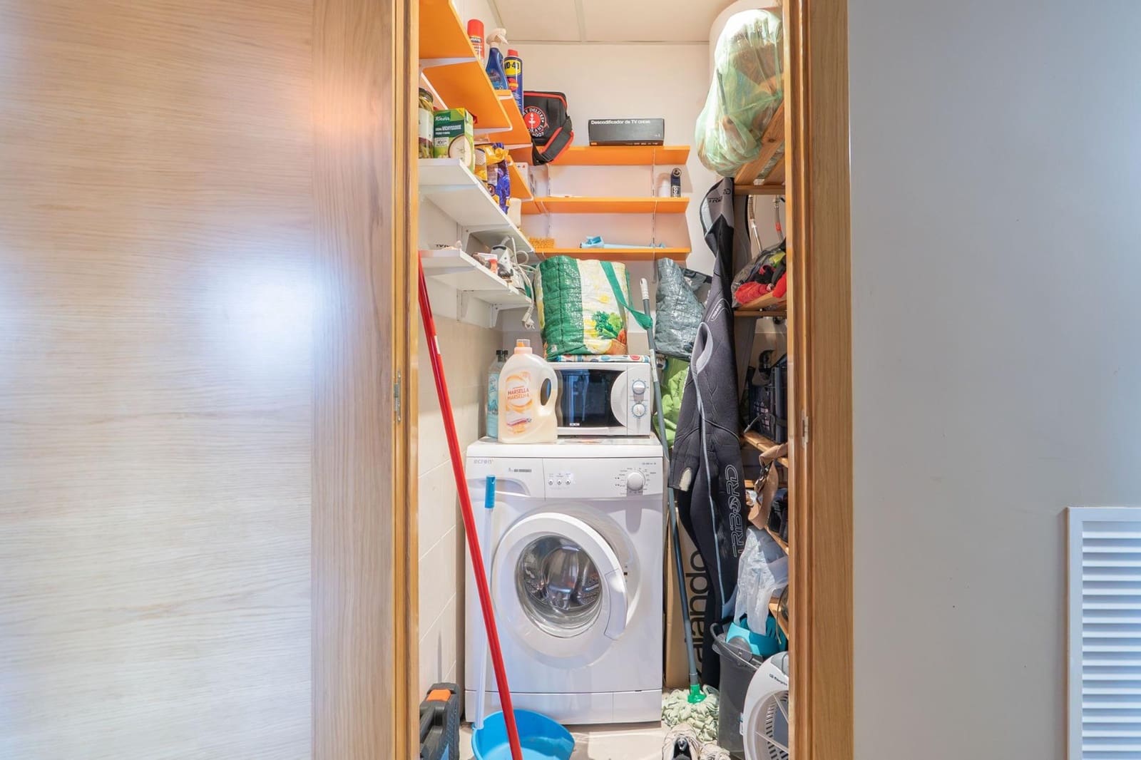 2 soveværelse Lejlighed til salg i L'Aldea med swimmingpool - € 85.000 (Ref: 9711958)