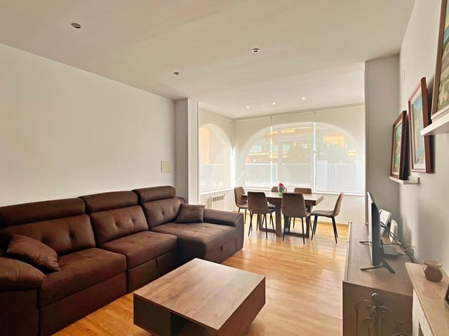 Chalet de 3 habitaciones en Amposta en venta con piscina - 350.000 € (Ref: 9732088)