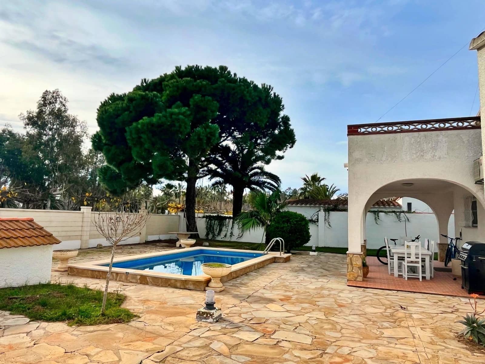 3 bedroom Villa for sale in Amposta with pool - € 350,000 (Ref: 9732088)