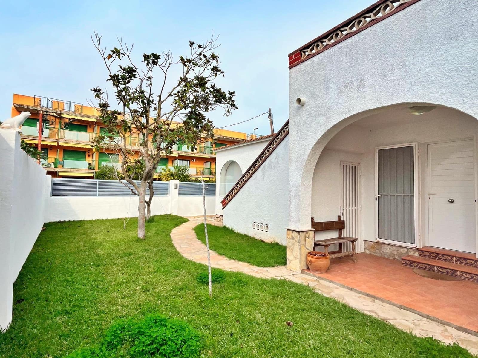 3 bedroom Villa for sale in Amposta with pool - € 350,000 (Ref: 9732088)