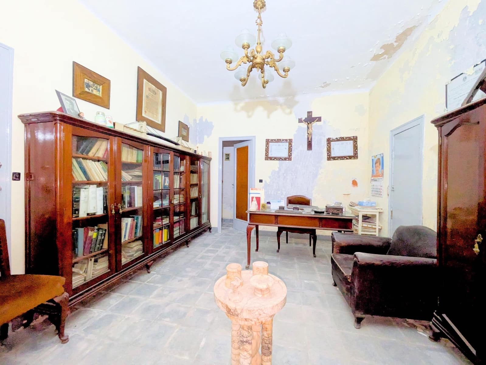 5 bedroom Townhouse for sale in Amposta with garage - € 425,000 (Ref: 9738557)