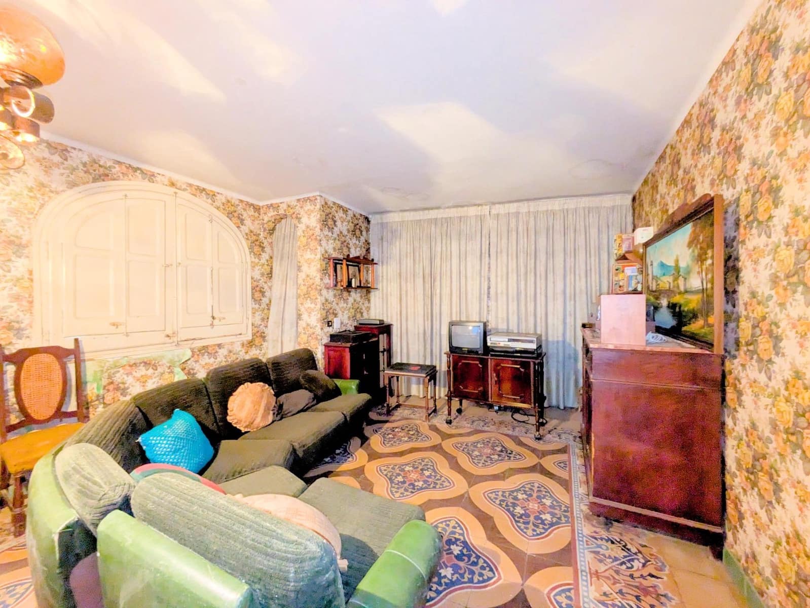 5 bedroom Townhouse for sale in Amposta with garage - € 425,000 (Ref: 9738557)