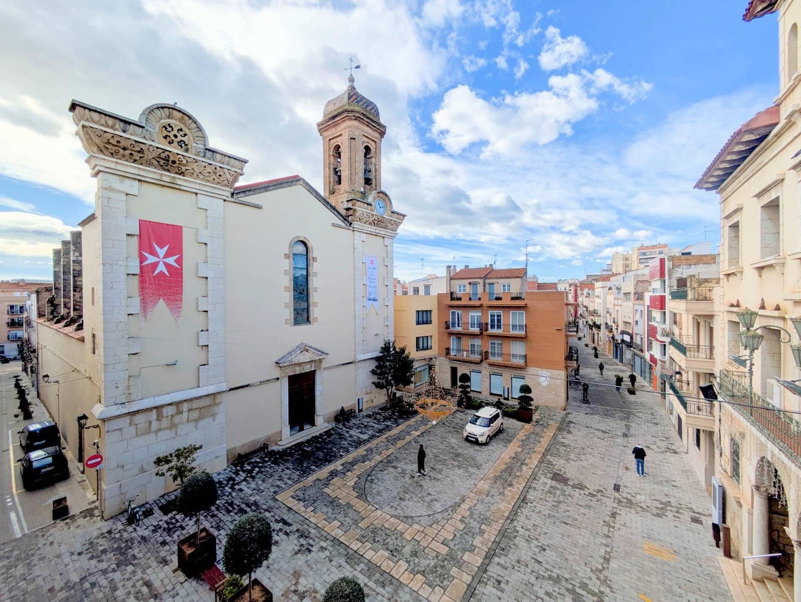 5 bedroom Townhouse for sale in Amposta with garage - € 425,000 (Ref: 9738557)