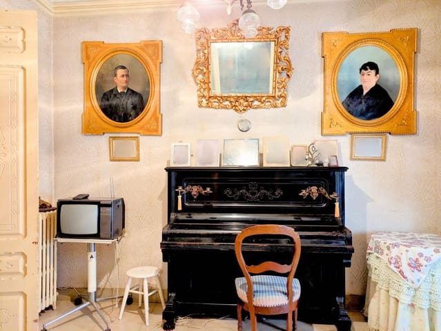 5 bedroom Townhouse for sale in Amposta with garage - € 425,000 (Ref: 9738557)