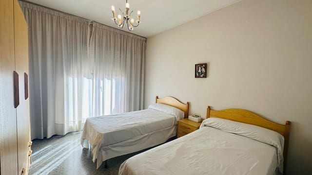 4 chambre Maison de Ville à vendre à Amposta avec garage - 220 000 € (Ref: 9761972)